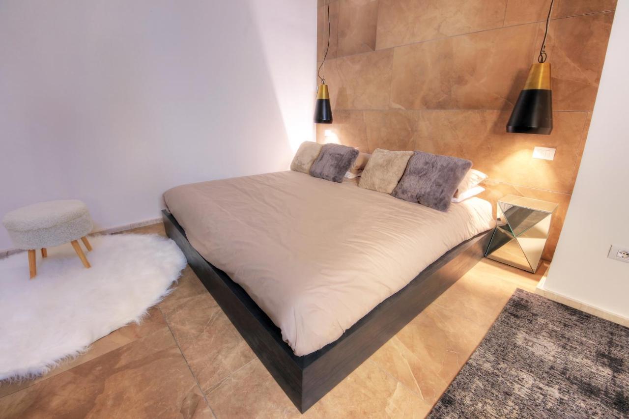 Urban Central Suites Κάλιαρι Εξωτερικό φωτογραφία