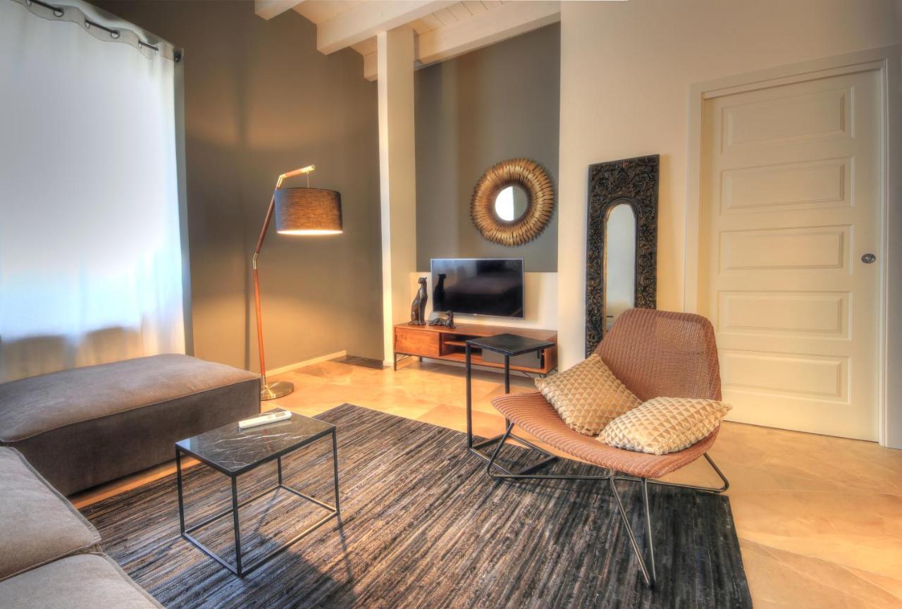 Urban Central Suites Κάλιαρι Εξωτερικό φωτογραφία